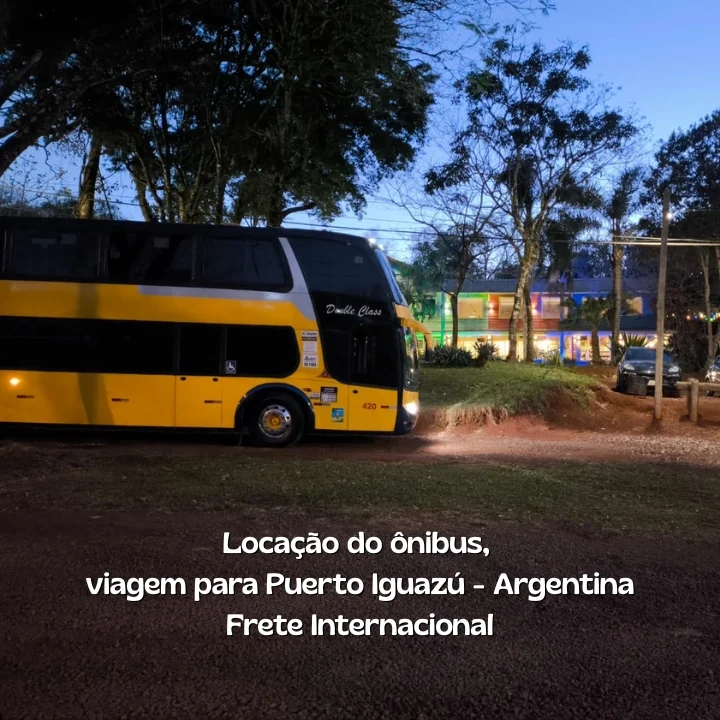 Ônibus da Elite Tur Turismo em viagem internacional para Puerto Iguazú na Argentina